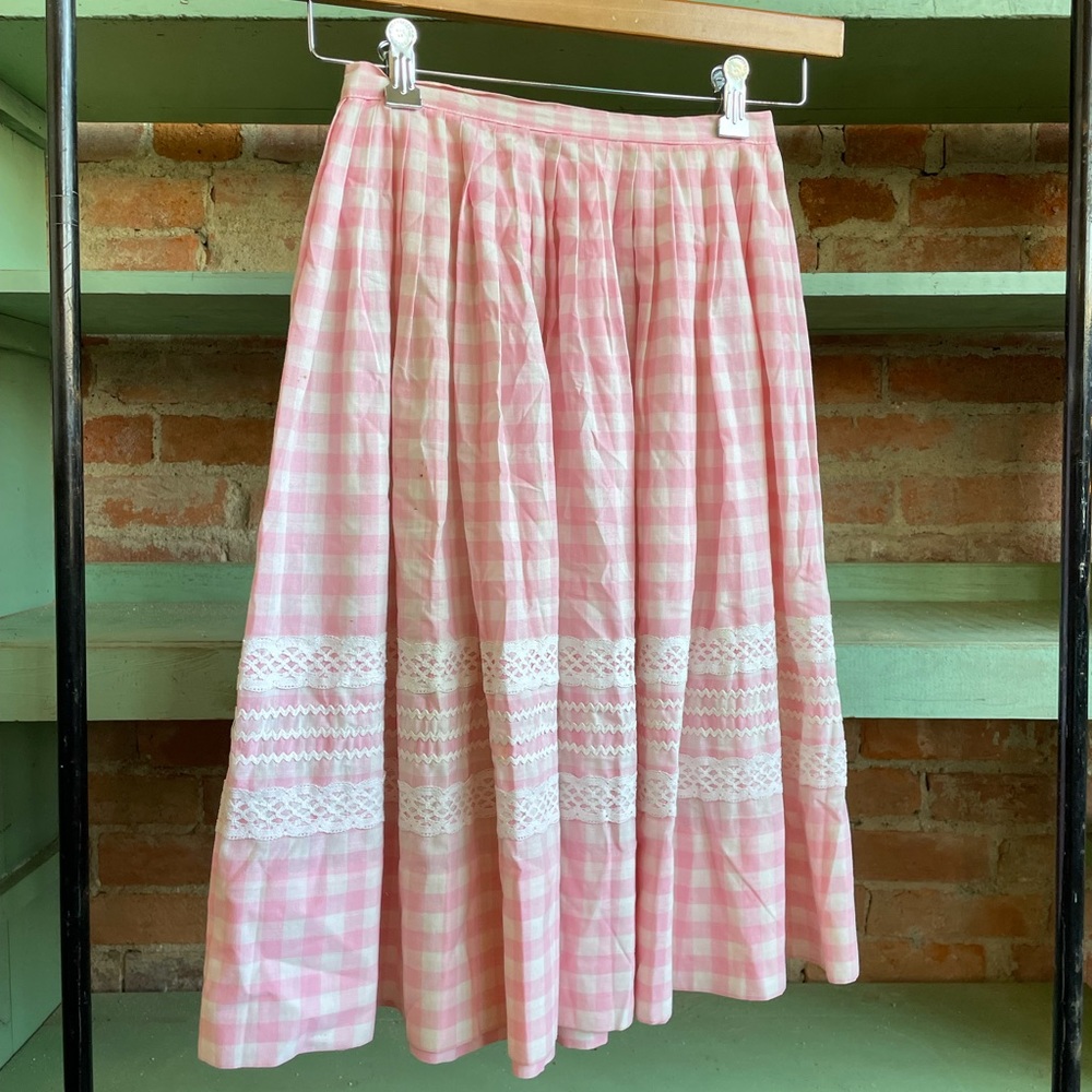 Vintage pink and white 1950s skirt